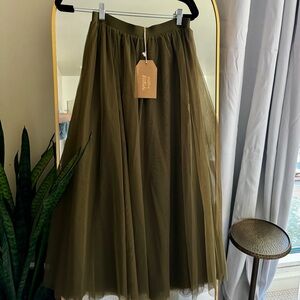 NWT olive tulle midi skirt